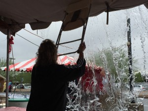 tent and water