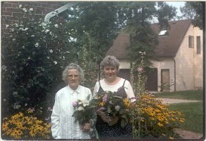 Sophie Knab and mother